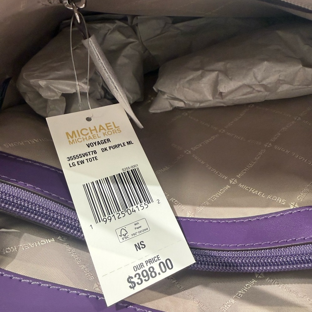 Michael kors Voyager Large Color-Block Signature Logo Tote Bag with wallet - Picture 6 of 12